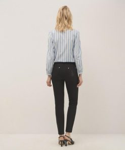 Bespokebound.shop0f06492a95 4