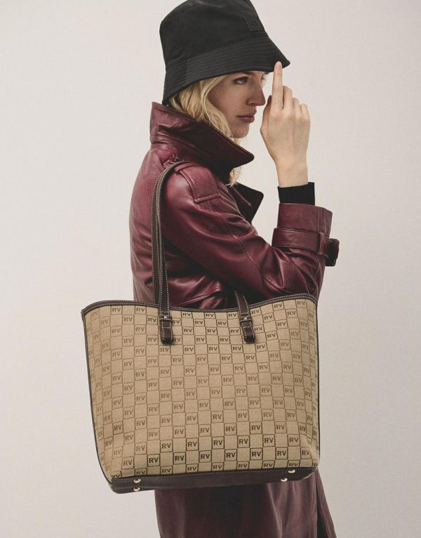 Bespokebound.shop2c7f3b56e6 5