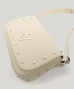 Bespokebound.shop509b66dc6f 3