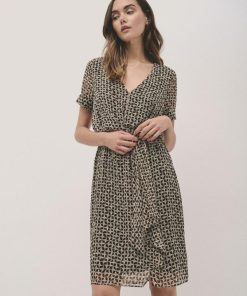 Bespokebound.shop65e877e2e5 3