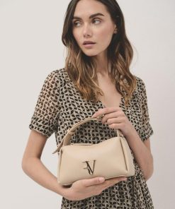 Bespokebound.shop65e877e2e5 5