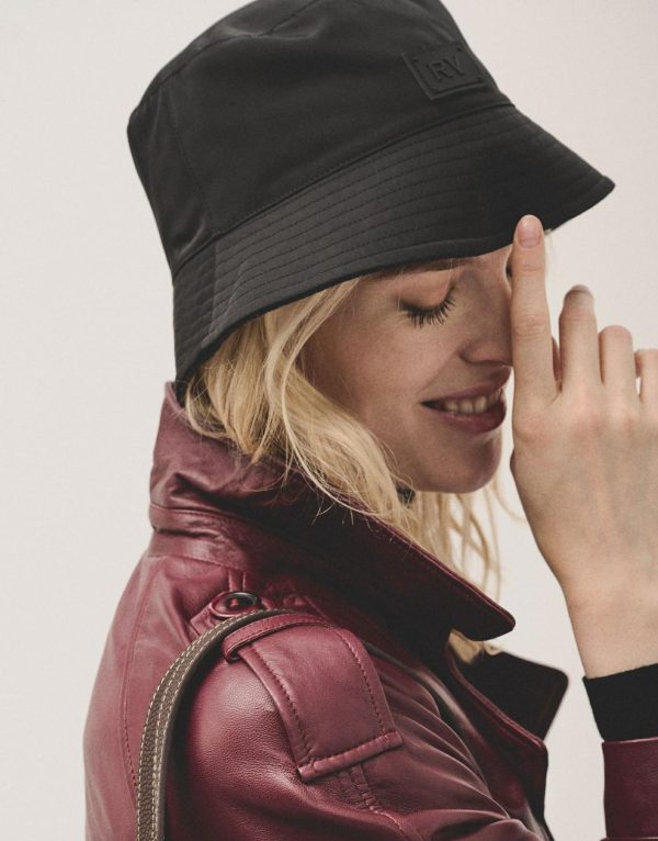 Bespokebound.shop770655ae70 4