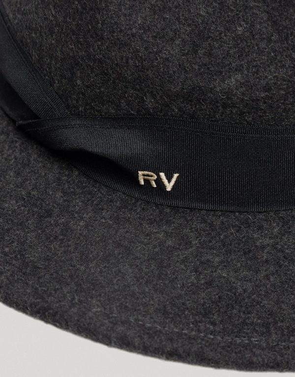 Bespokebound.shope0056d1dd1 2