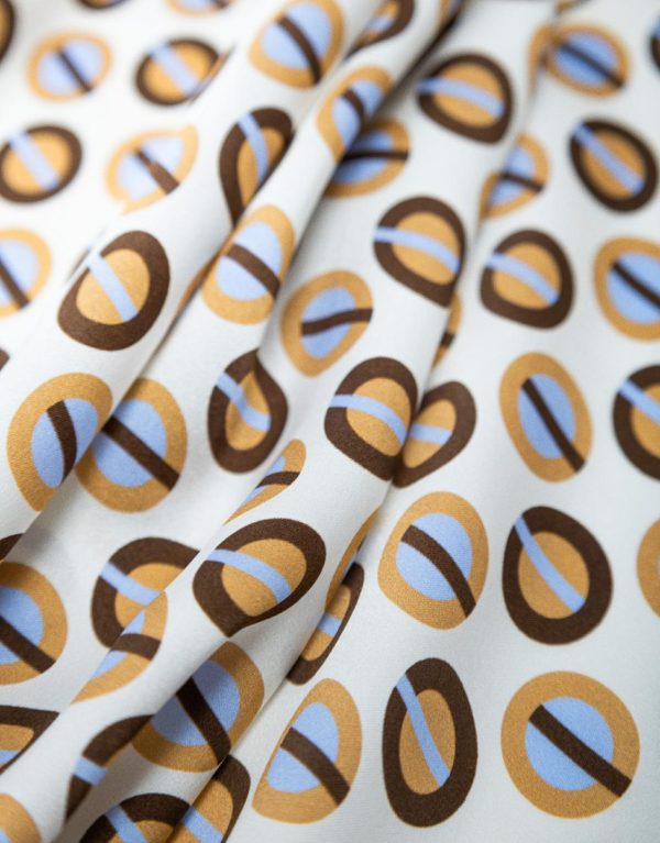 Bespokebound.shope6ebe8470f 3